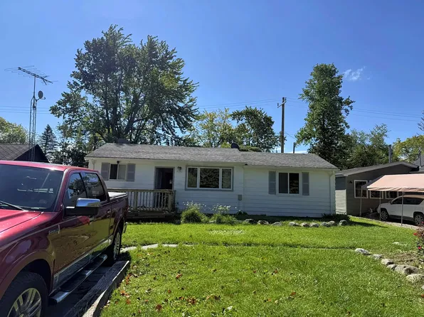 7352 Southwood Rd, Lexington, MI 48450
