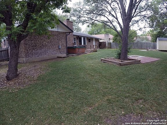 4th image of 14319 Parkhurst St