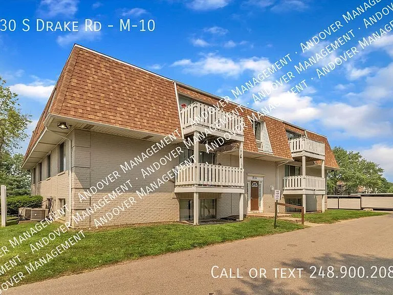 330 S Drake Rd #M-10 — Photo 22