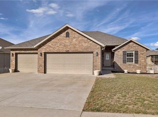 2711 W Colton Ave, Ozark, MO 65721