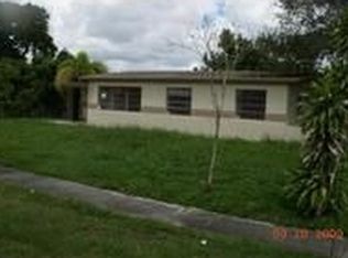 5711 SW 38th St, Davie, FL 33314