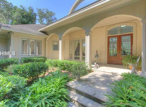 2nd image of 8 S Beach Ln