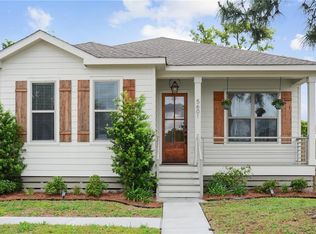 5601 Congress Dr, New Orleans, LA 70126