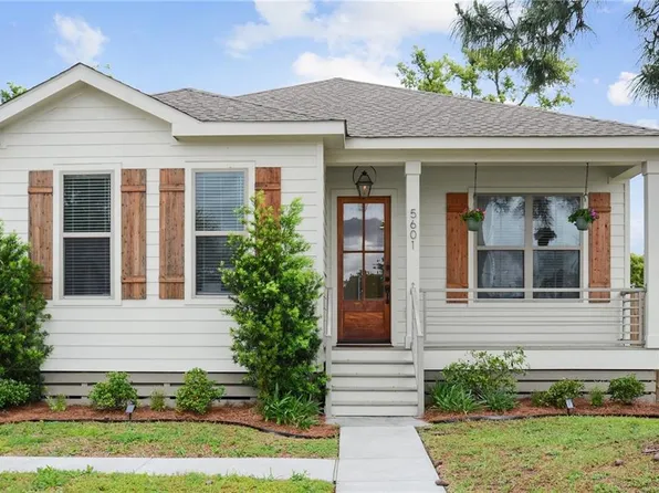 5601 Congress Dr, New Orleans, LA 70126