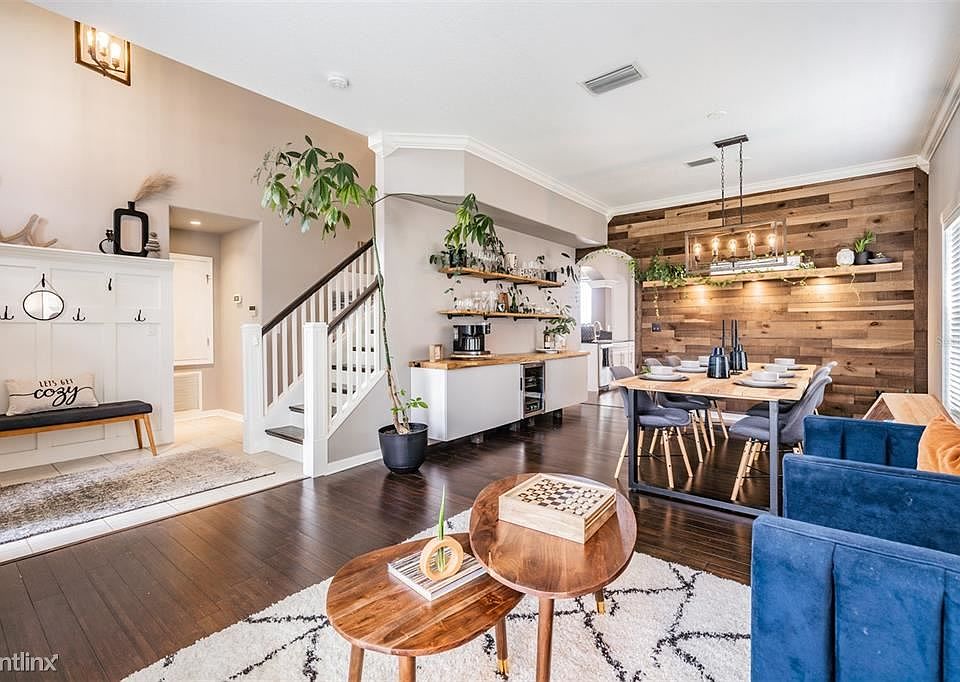 1st image of 31111R Bridgegate Dr