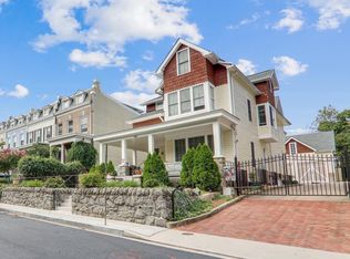 3350 17th St NW APT 2, Washington, DC 20010