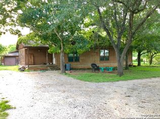3049 Rakowitz Rd, Adkins, TX 78101