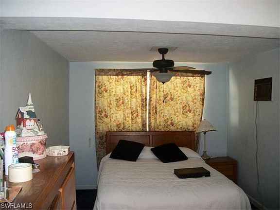 5th image of 717 E Esperanza Ave