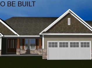 5774 Vanderginst St, Bettendorf, IA 52722