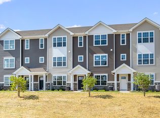 1442 Yosemite Way, Pingree Grove, IL 60140