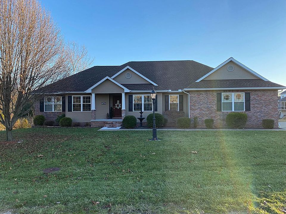 1st image of 605 David Livingstone Dr