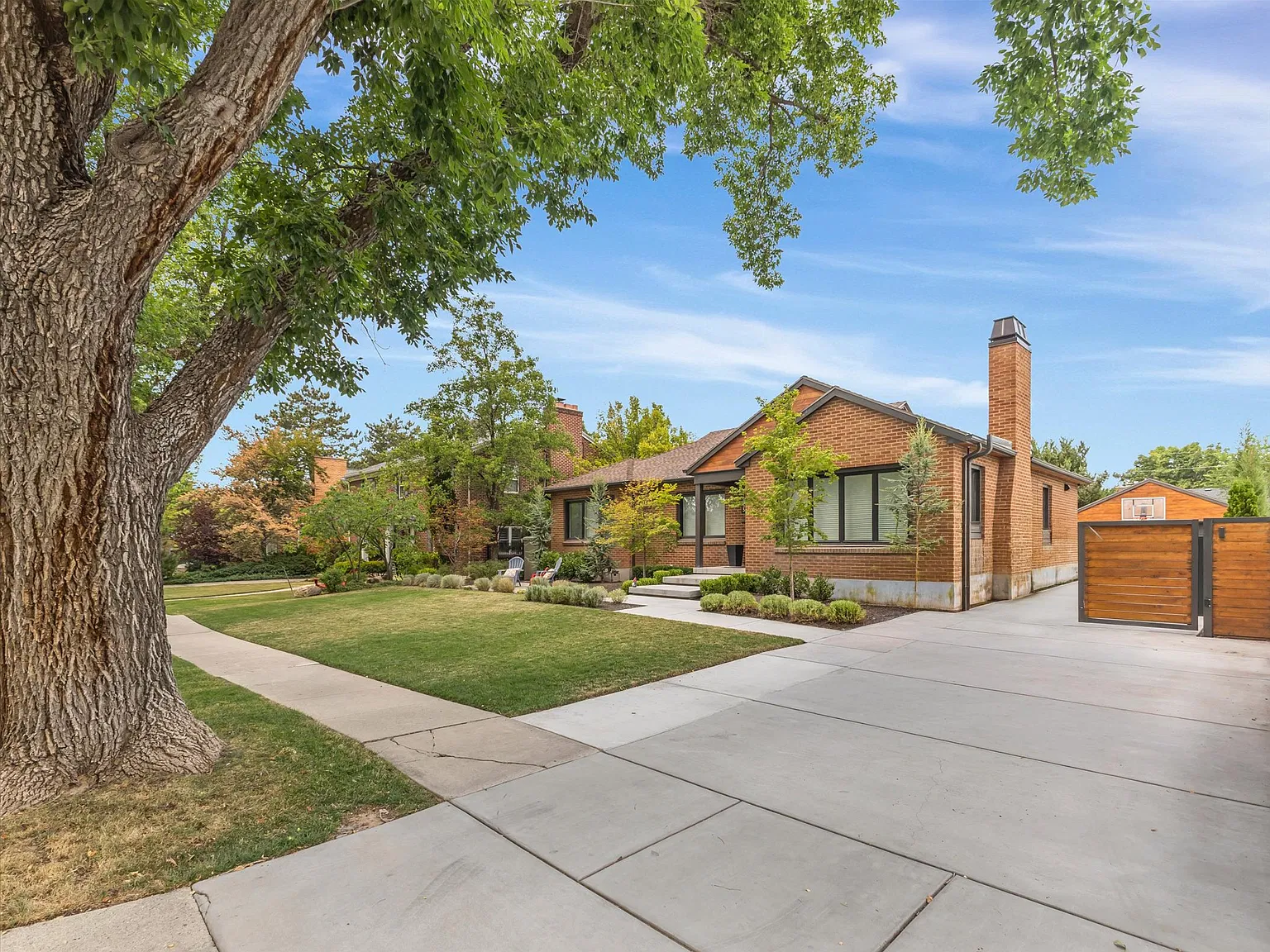 5 bed, 3.5 bath, 2994 sqft, $6,000 — Photo 4