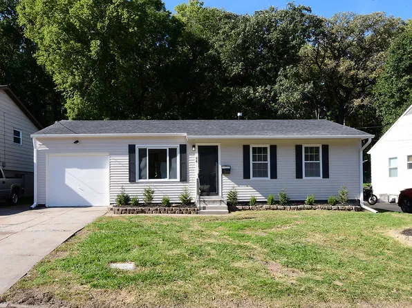 26 Lynnwood Dr, Council Bluffs, IA 51503