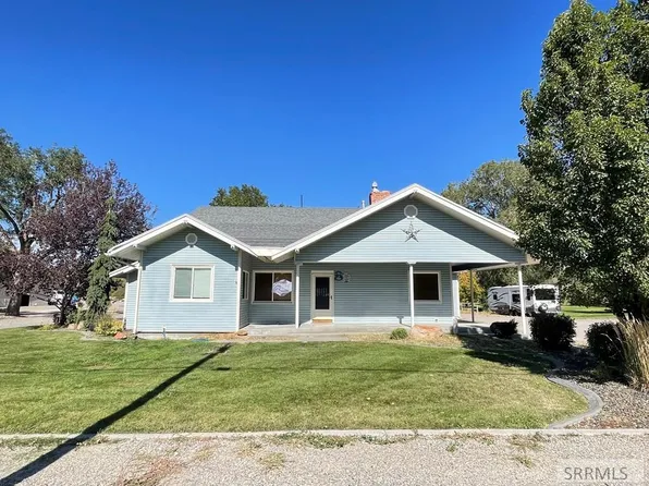 89 W Center St, Blackfoot, ID 83221