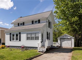 106 Lynhurst Ave, North Syracuse, NY 13212