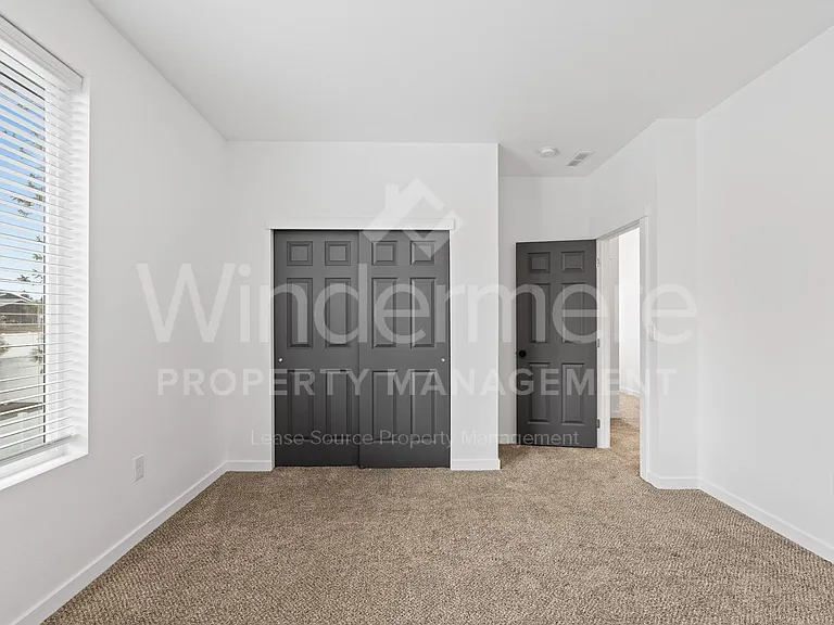 12805 N Jaydee Ln — Photo 16