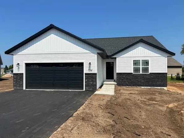 754 Red Sunset Court, Plover, WI 54467