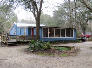 2192 Sandridge Church Rd, Grand Ridge, FL 32442