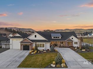 8356 W Mirror Pond Dr, Boise, ID 83714