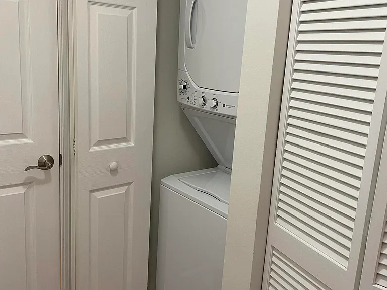 780 S Sapodilla Ave #412 — Photo 14