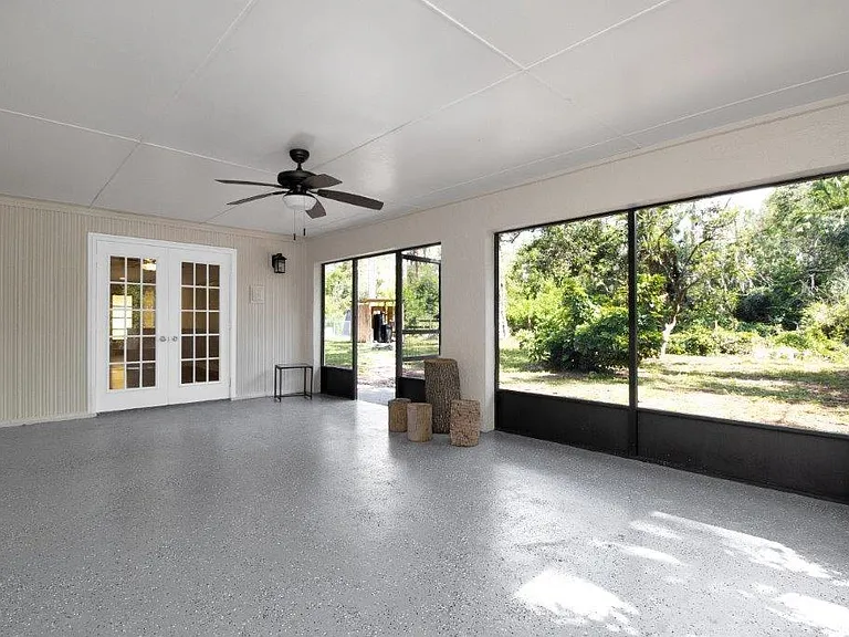 13540 Sedgwick Ave — Photo 38