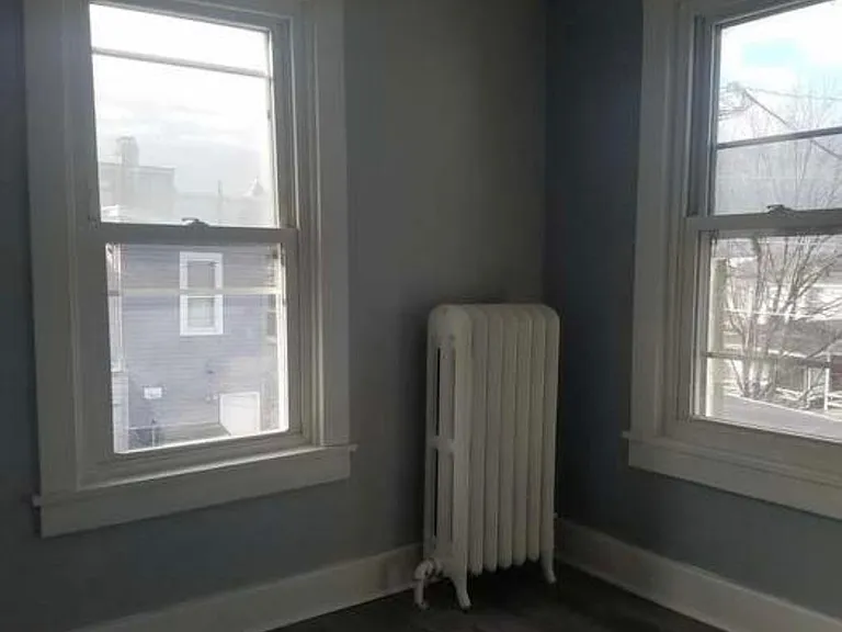 1114 Birch St — Photo 14