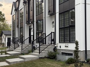 12810 113th Ave NW UNIT 2, Edmonton, AB T5M2W7