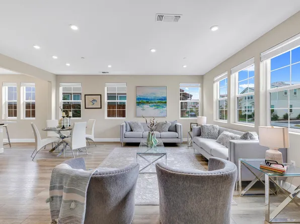 231 E Lawson Ave, Mountain House, CA 95391