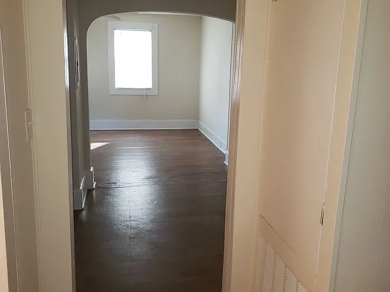 1902 Myrtle St — Photo 1