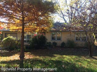 2003 Stratford Rd, Lawrence, KS 66044