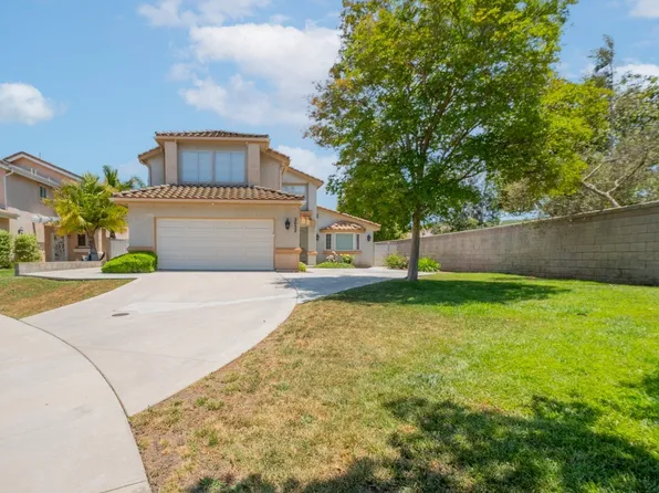 2052 Chenault Pl, Simi Valley, CA 93065