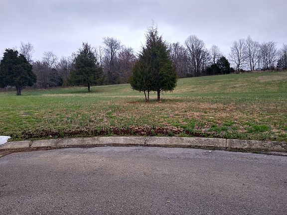 4th image of 1011 Wood Glen Ct