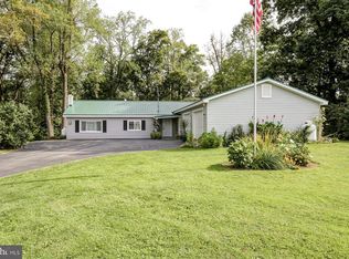 43 Carlisle Rd, Dillsburg, PA 17019