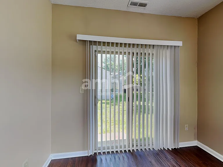 11723 Rossmore Dr — Photo 5