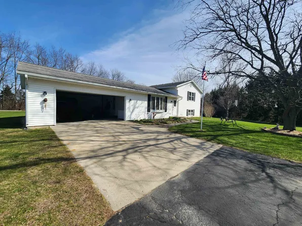 2549 State 213, Orfordville, WI 53576