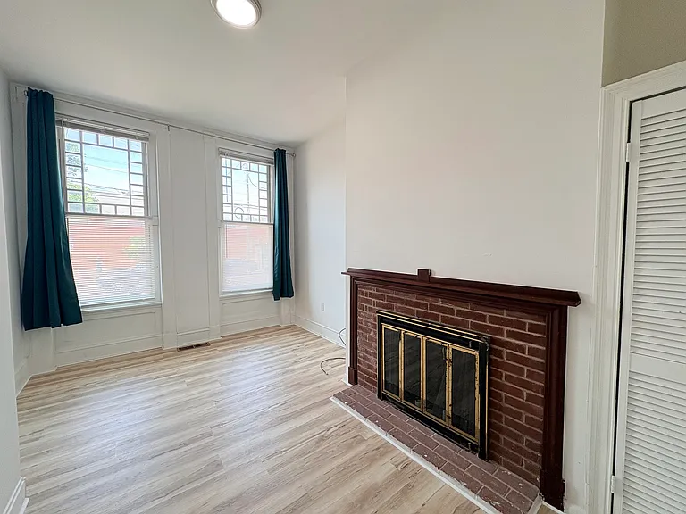 1904 Fairmount Ave #1 — Photo 5
