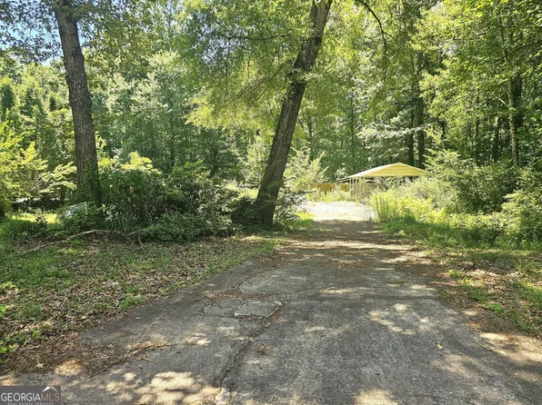 134 Thomas Overby Dr, Sharpsburg, GA 30277
