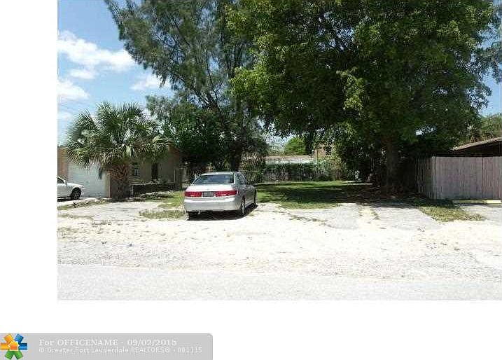 2nd image of 1209 NE 5th Ave
