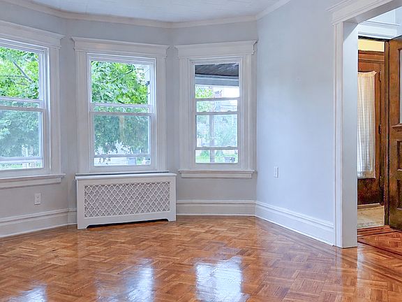 2nd image of 708 Kearny Ave #1