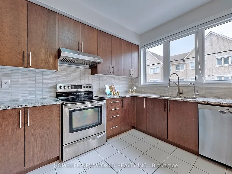 23 Victor Herbert Way — Photo 9