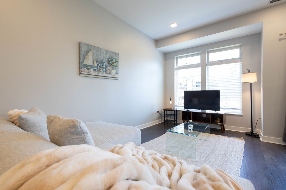 The Forty One 1 Bedroom-10