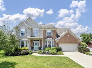 9292 Victoria Ln, North Ridgeville, OH 44039