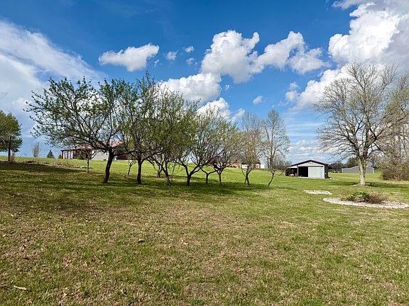 3rd image of 1716 Liberty Rd
