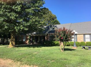 305 S Center Hill Rd, Paragould, AR 72450