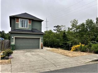 611 Kentucky Ave, Coos Bay, OR 97420