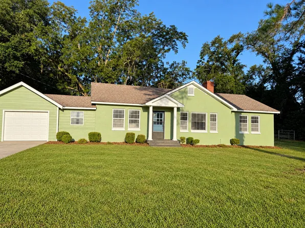 5411 Woodrow Ln, Hahira, GA 31632