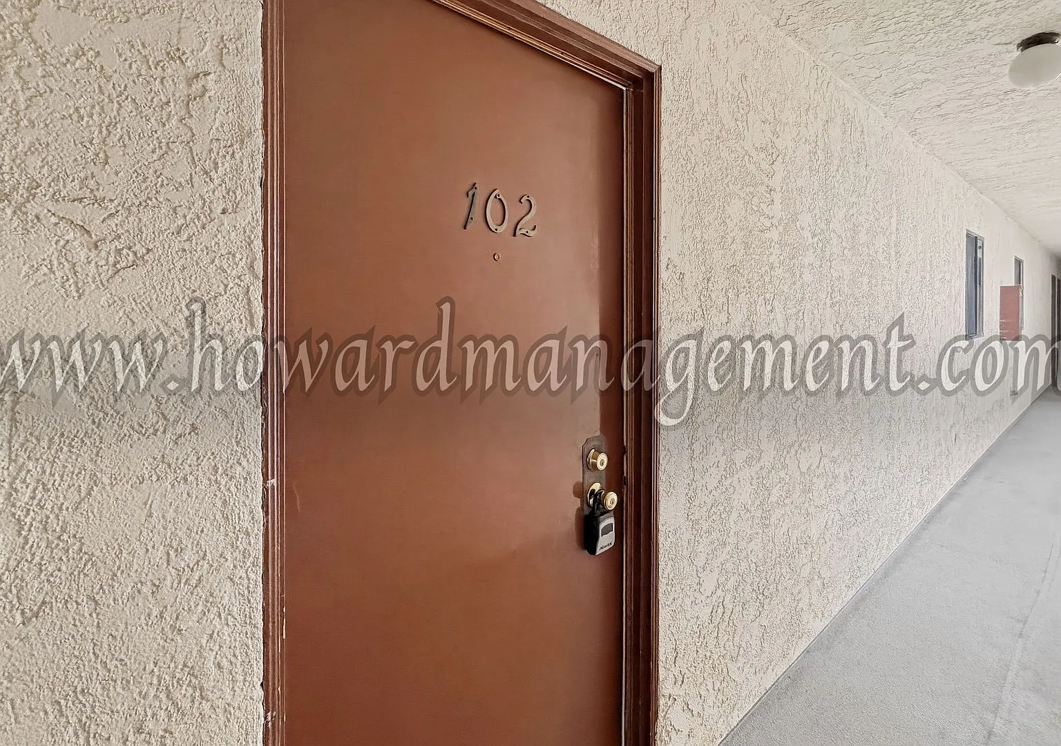 323 Bicknell — Photo 4