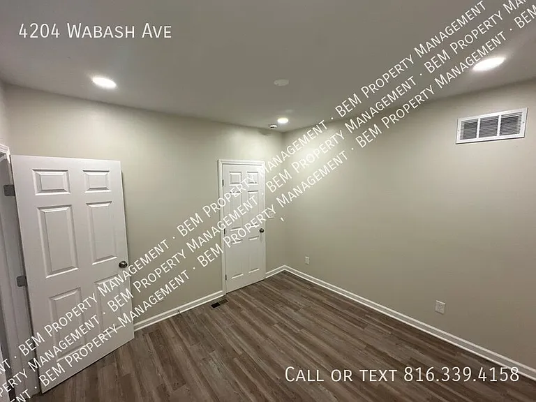 4204 Wabash Ave — Photo 9