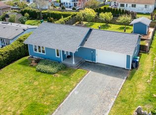 2415 15th St, Anacortes, WA