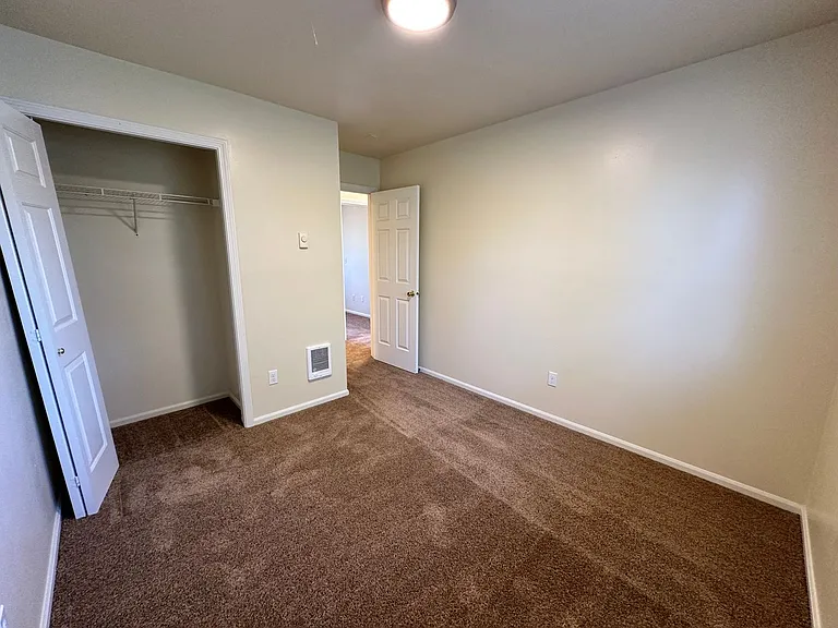 2607 S Cloverleaf Loop #2607 — Photo 32